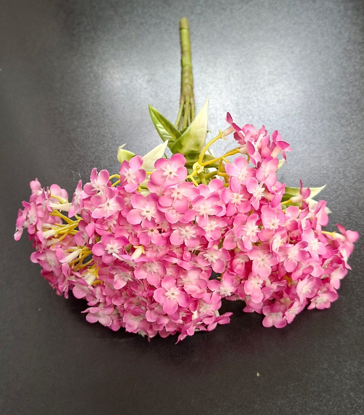 Buchet cu hortensii artificiale roz –  flori mici material textil 30cm