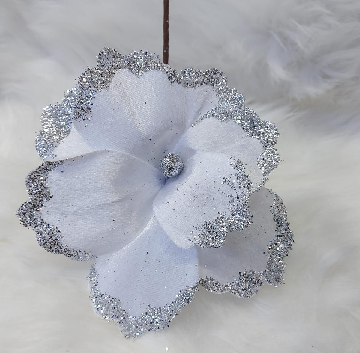 Flori Crăciun albe cu margine argintie și sclipici 10/set