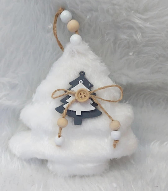 Ornament Crăciun brăduț pufos alb cu fundiță și mărgele din lemn - 13cm