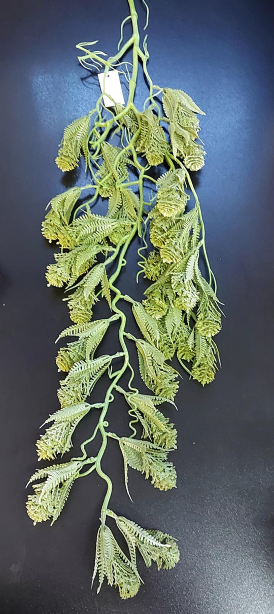 Floare Curgătoare Decorativă 100 cm – Model Exotic Tip Ferigă