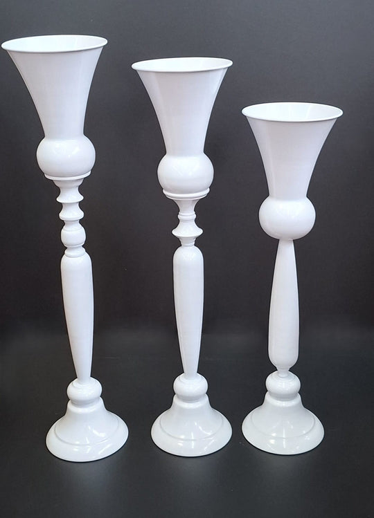 Suport decorativ alb pentru flori – design modern înalt