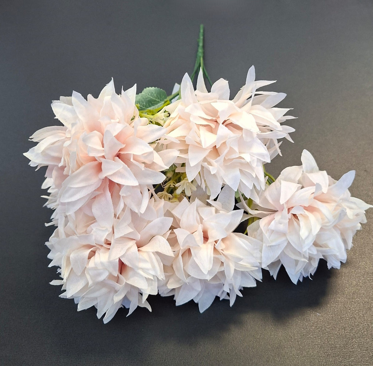 Buchet artificial cu dalii piersica, 35cm