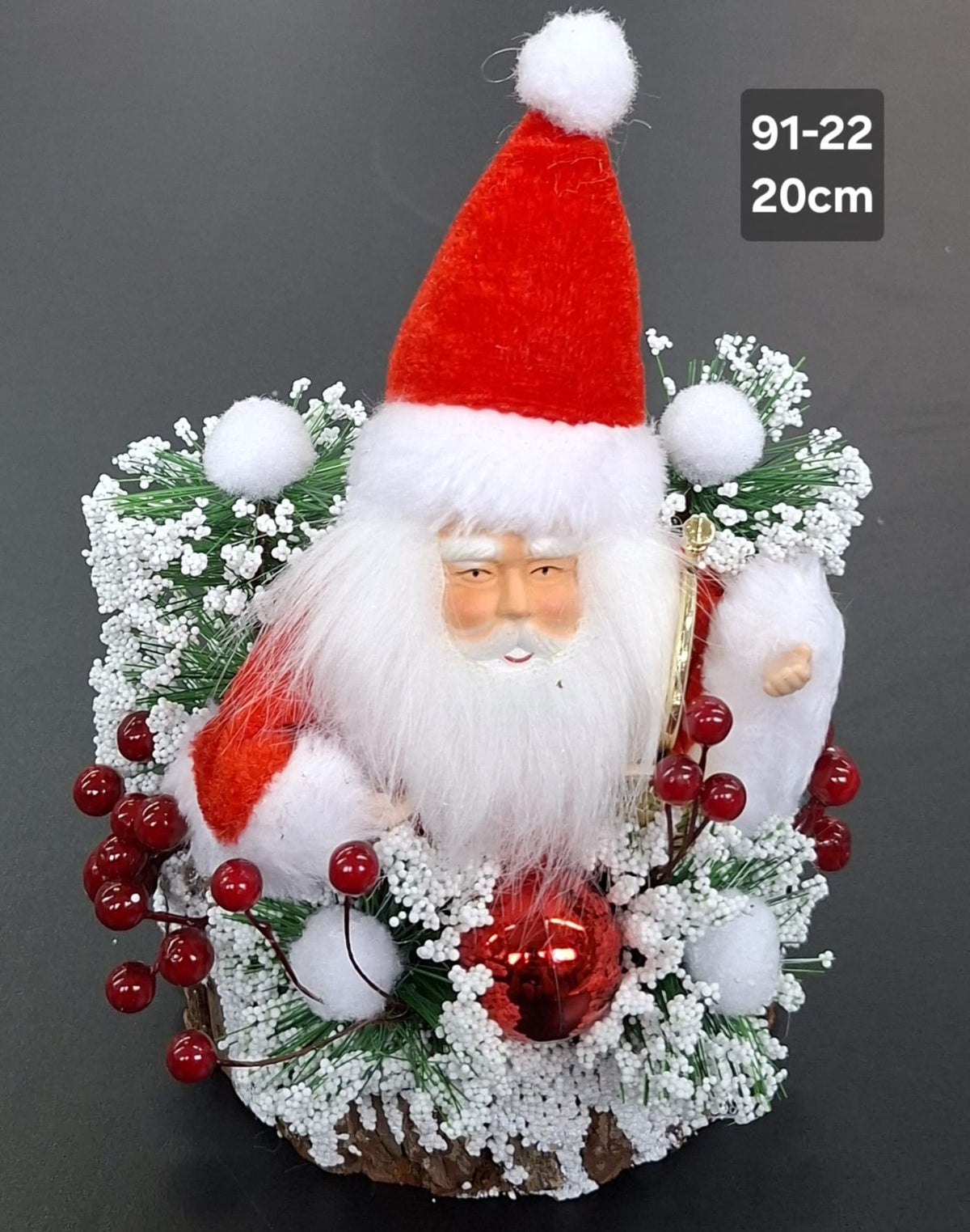 Decorațiune Crăciun Moș Crăciun în coș cu glob roșu - 20cm