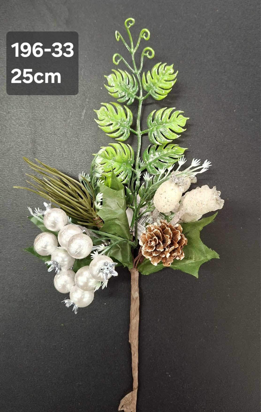 Crenguță artificială de Crăciun cu frunze verzi, con și bobițe sidefate, 25 cm, set 10 bucăți