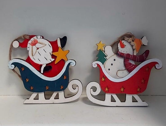 Sanie Crăciun cu Moș și om de zăpadă – din lemn 2/set 9cm