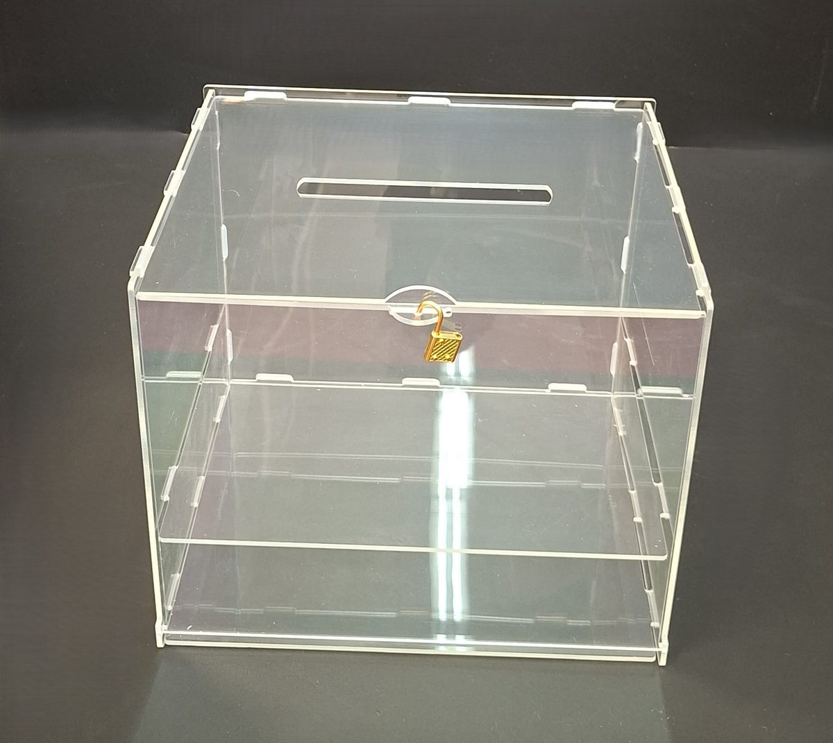 Cutie de dar acrilică transparentă cu încuietoare – 25/30cm