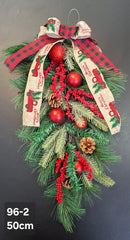 Crenguță artificială de Crăciun cu fundă roșie, globuri și conuri - 50cm