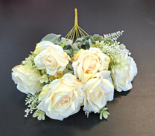 Buchet artificial 7 trandafiri crem, flori mari - decor elegant, 47cm