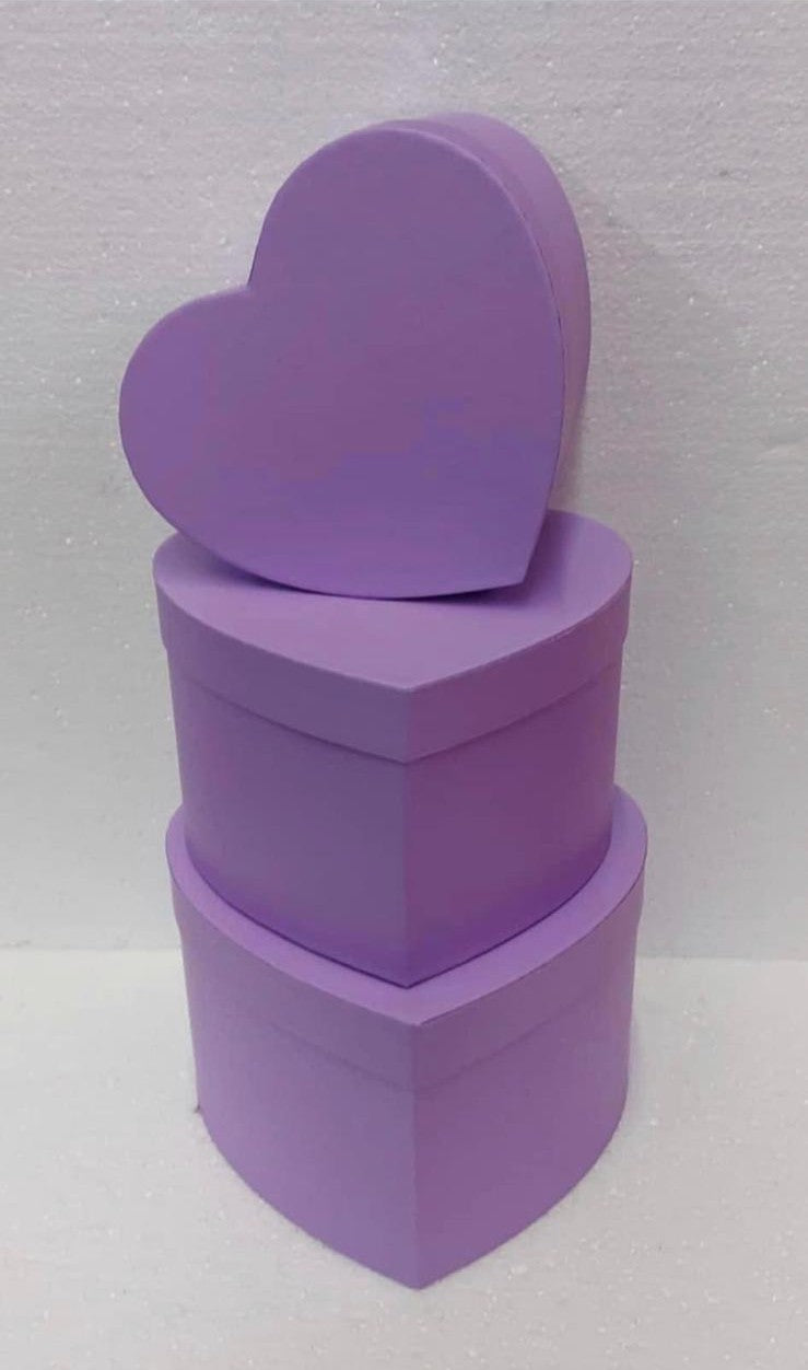 Cutii din carton în formă de inimă lila, – set 3 bucăți
