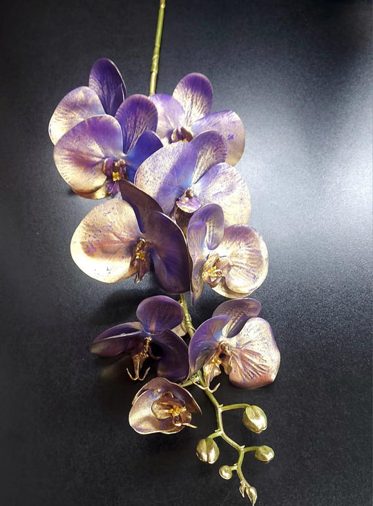 Orhidee artificială violet-aurie din silicon – 100 cm, floare decorativă realistă