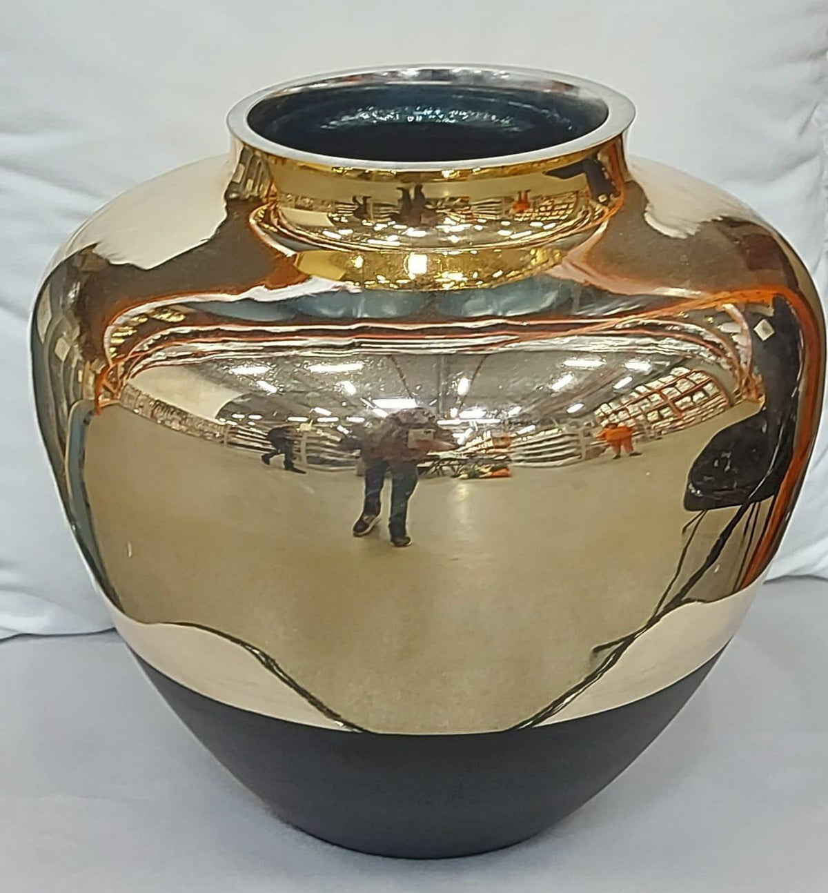 Vază decorativă din sticlă, negru și auriu, 22.5 cm – Stil modern rafinat (4-2)