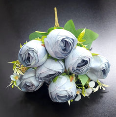Buchet bujori artificiali gri-albăstrui cu flori albe – 40cm, 9 capete