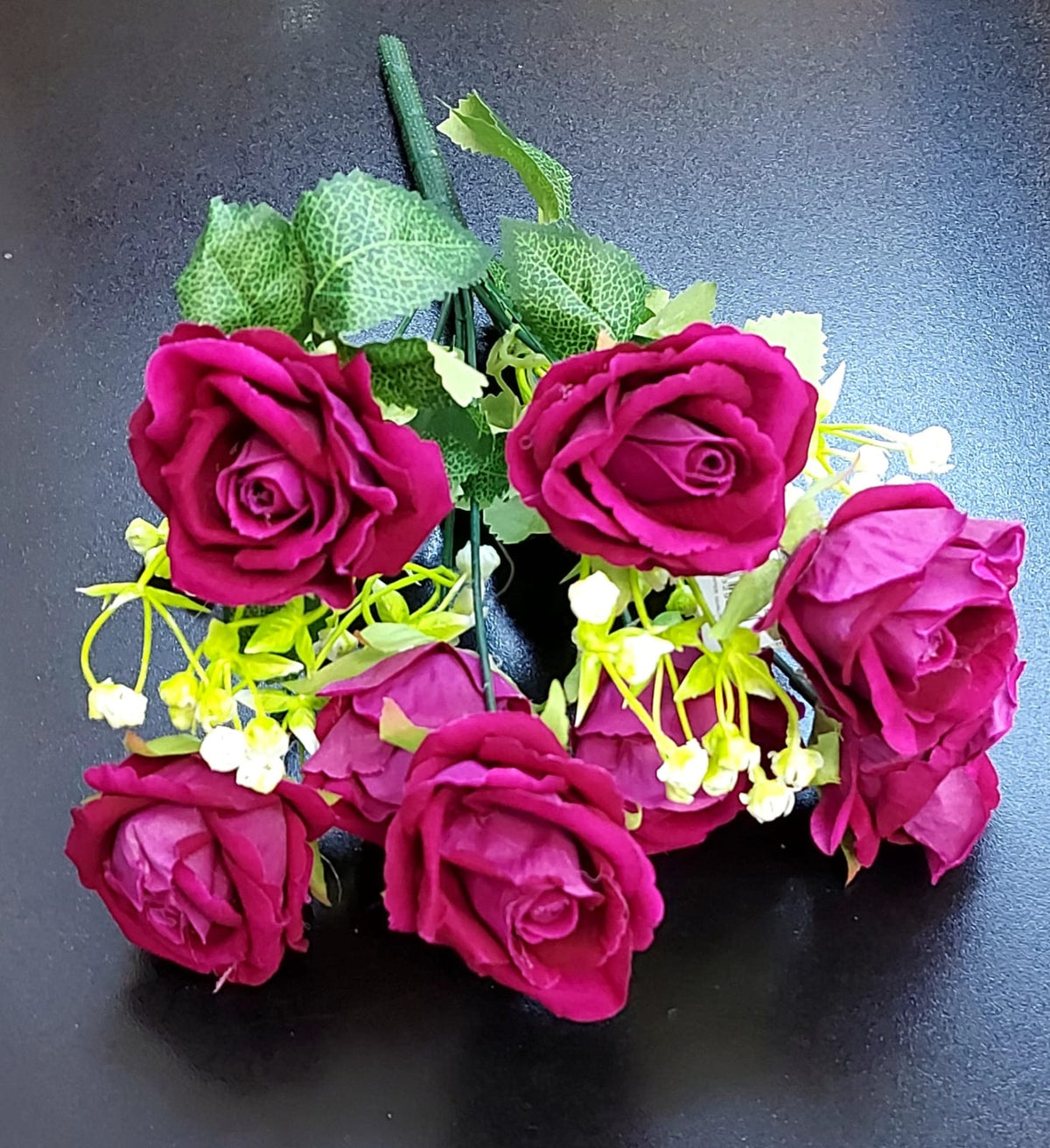 Buchet flori artificiale trandafiri fucsia – 34cm, aspect natural