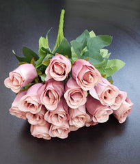 Buchet 18 trandafiri roz vintage artificiali – 41 cm, tije sârmă, material textil