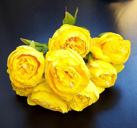 Buchet cu Bujori Galbeni – Flori Artificiale din Material Textil 🌼