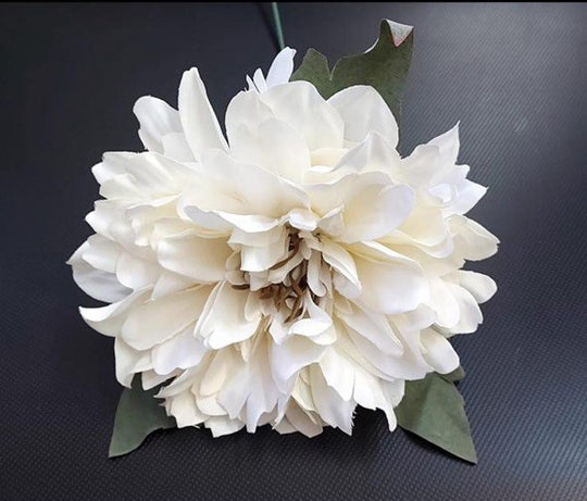 Capete de dalie artificială albă – material textil, diametru 9 cm, lungime 26 cm