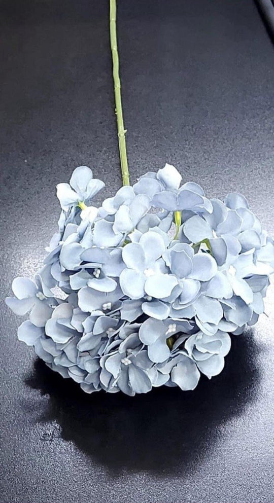 Fir Hortensie Albastru-Gri – Floare Artificială pe Tulpină, Material Textil